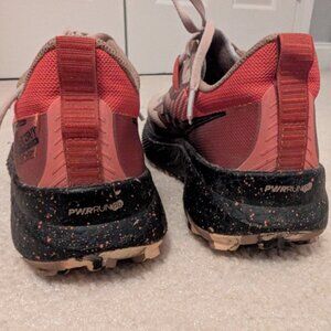 Saucony Endorphin Edge women's trail running shoes size 9